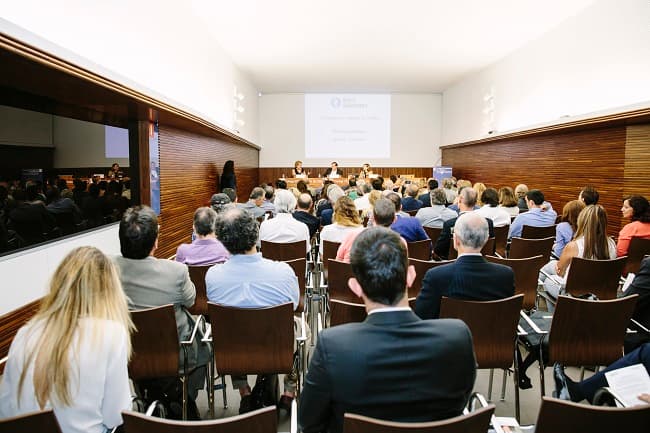 Presentación de “Turbocapitalismo: Los maestros de la quiebra”